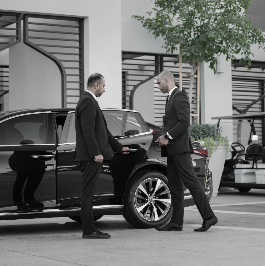 LuxuryRide - Premium Chauffeur Service in Dubai
